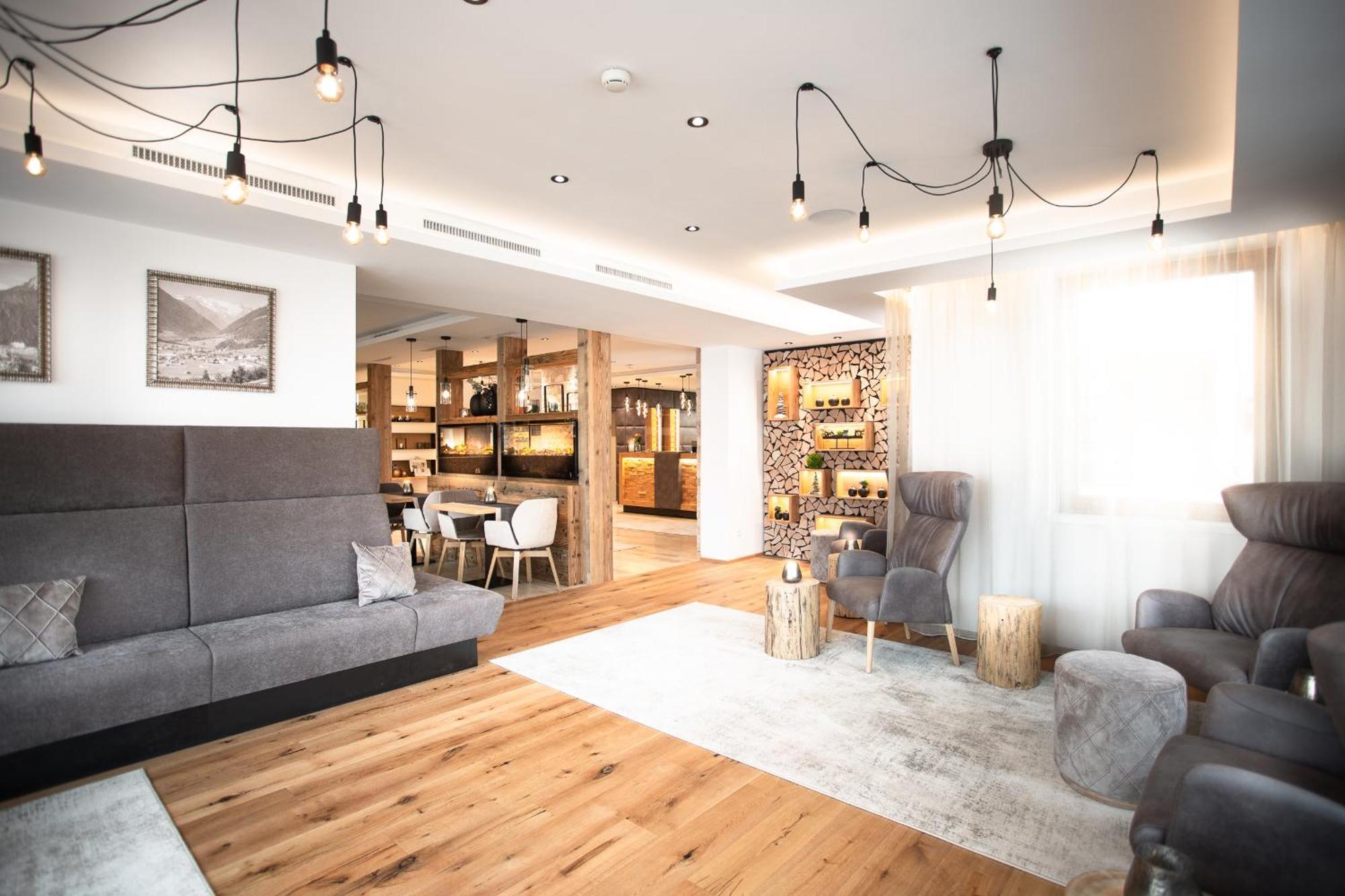Hotel Brugger ฟูลป์เมส ภายนอก รูปภาพ