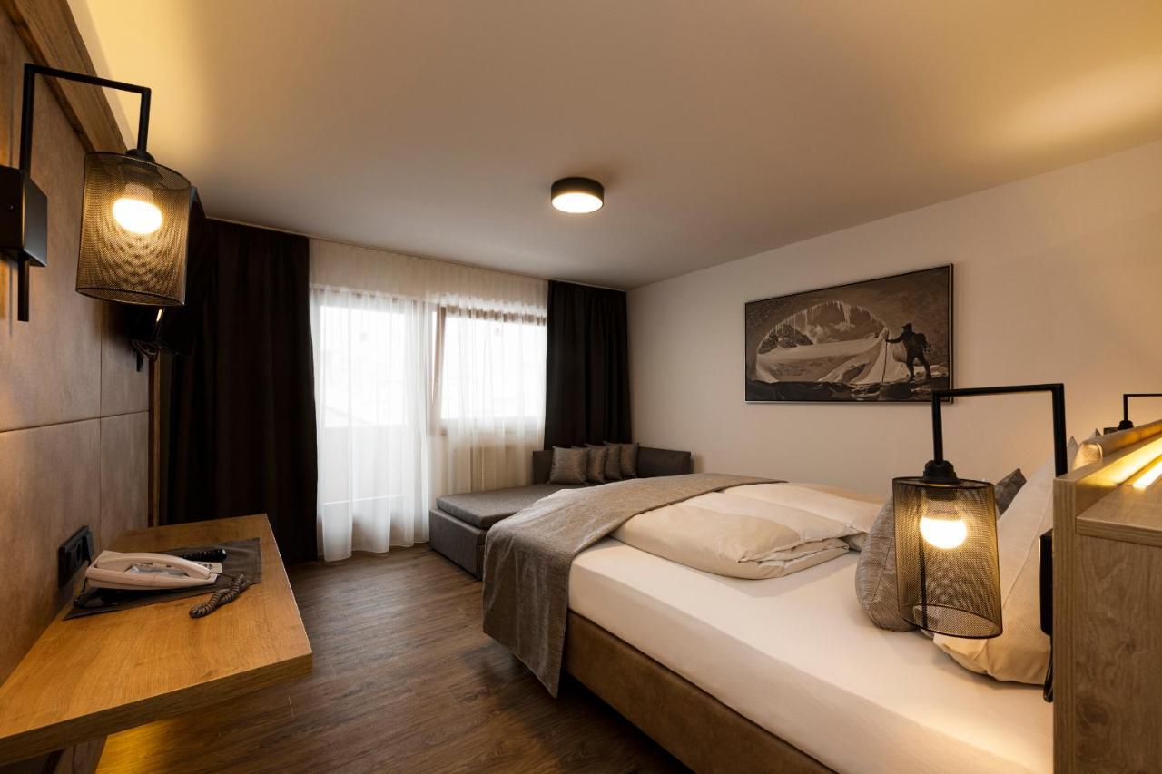 Hotel Brugger ฟูลป์เมส ภายนอก รูปภาพ